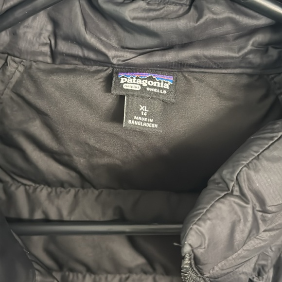 Black Quilted Patagonia kids jacket - Picture 5 of 9